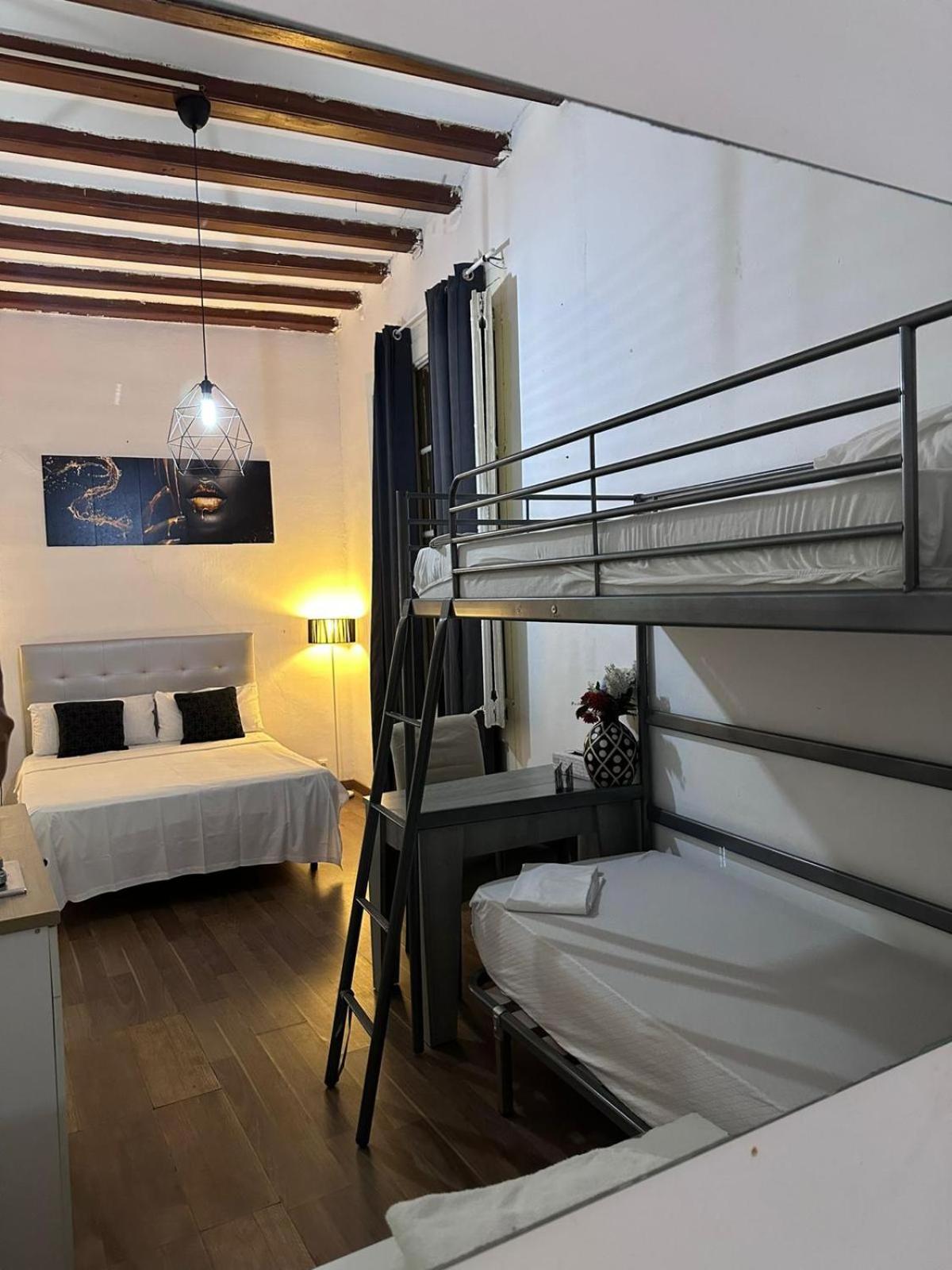 Central Cozy Suite 巴塞罗那 外观 照片