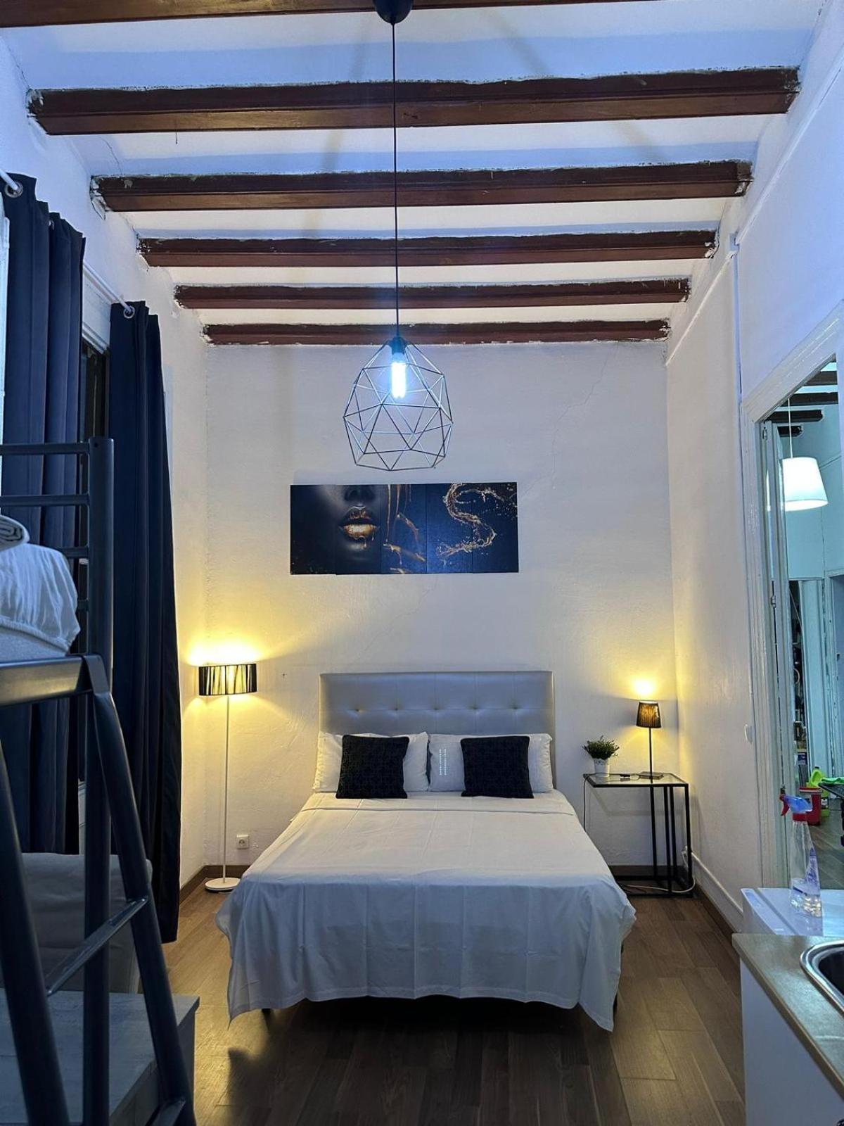 Central Cozy Suite 巴塞罗那 外观 照片